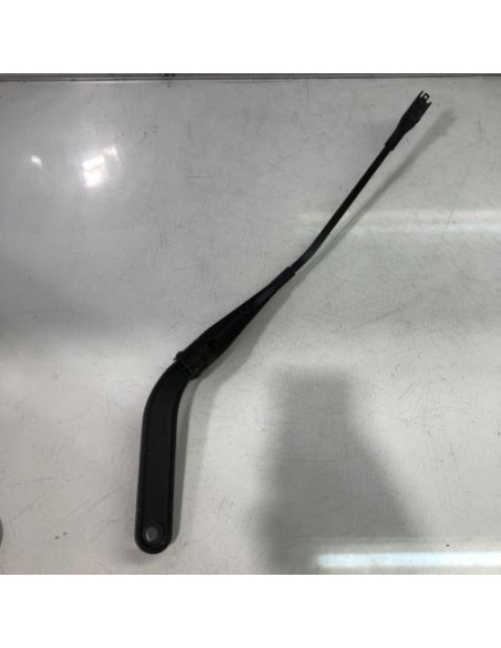 Bras essuie glace avant droit BMW SERIE 1 E88 CABRIO Essence