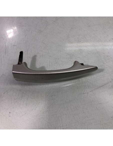 Poignee porte avant droit BMW SERIE 6 E63 COUPE PHASE 1 Essence