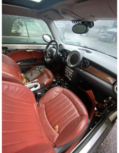 Bas de caisse droit MINI MINI 2 R56 PHASE 1 Essence