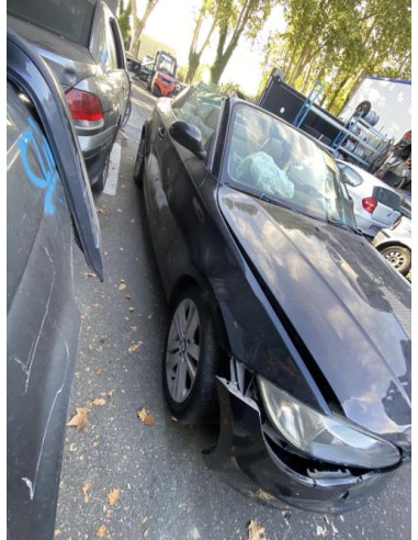Fusee avant gauche BMW SERIE 1 E88 CABRIO Diesel