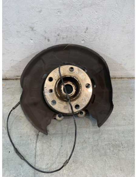 Fusee arriere gauche BMW SERIE 1 F20 PHASE 1 Diesel