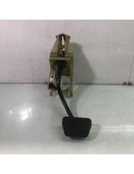 Pedale de frein BMW SERIE 7 E66 LIMOUSINE PHASE 1 Essence