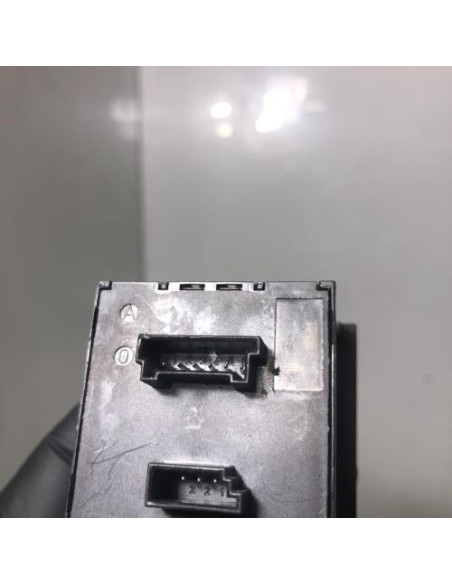 Bouton de warning BMW SERIE 3 E92 COUPE PHASE 2 