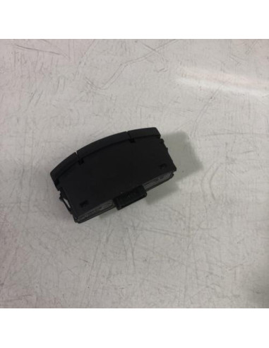 Bouton de warning BMW SERIE 1 E81 