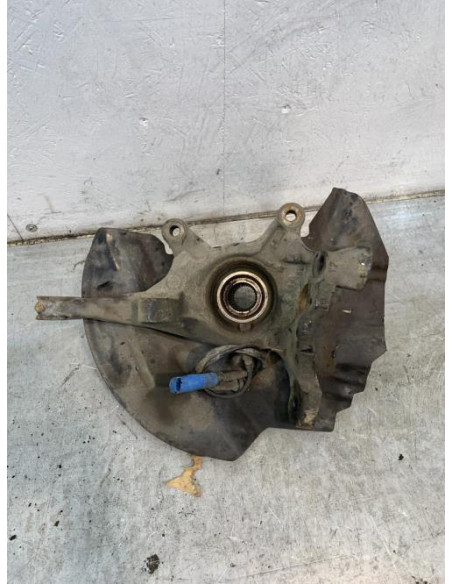 Fusee avant droit BMW X5 E53 Diesel