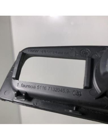 Console central (interieur plastique) BMW SERIE 1 E87 PHASE 1 Essence