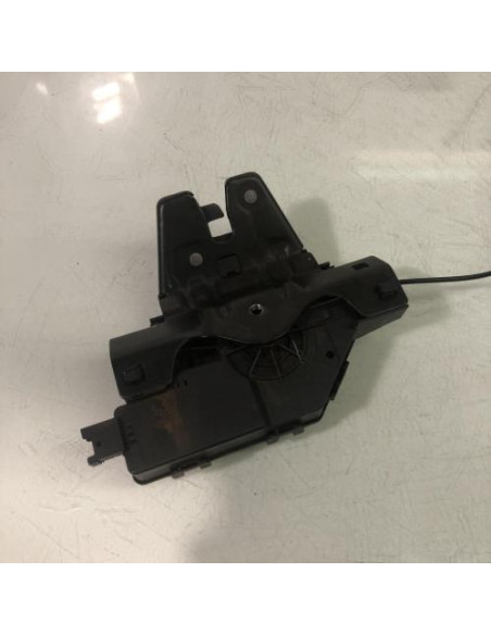 Serrure de coffre BMW SERIE 1 E87 PHASE 2 Essence
