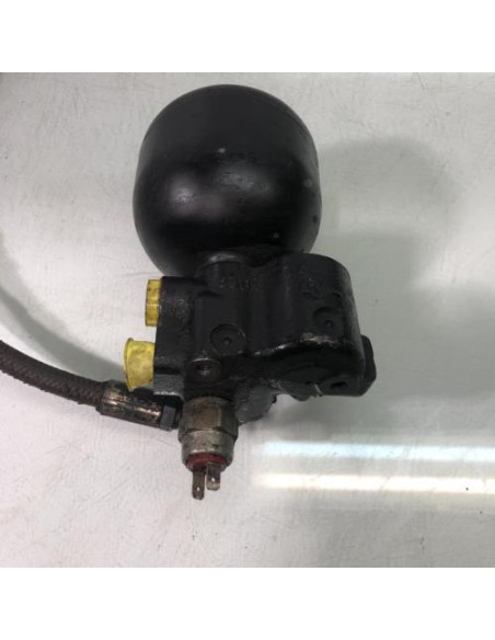 Reservoir BMW SERIE 7 E32 Essence
