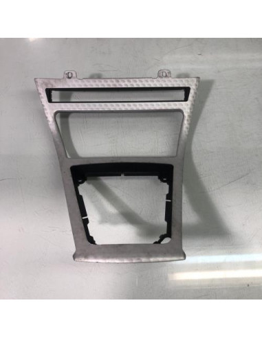 Console central (interieur plastique) BMW X3 E83 PHASE 1 