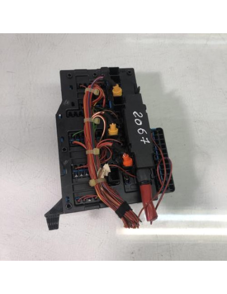 Porte fusible MINI MINI 3 F54 CLUBMAN PHASE 1 BREAK Essence