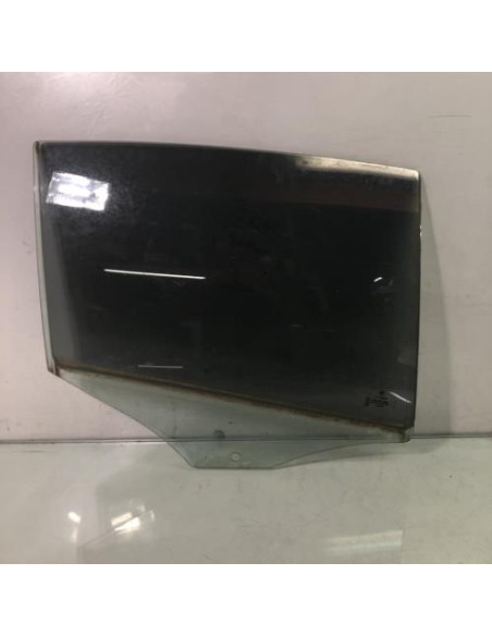 Vitre arriere droit BMW SERIE 1 E87 PHASE 1 Essence