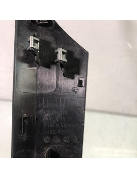 Panneau de porte avant droit BMW X1 E84 PHASE 1 Diesel