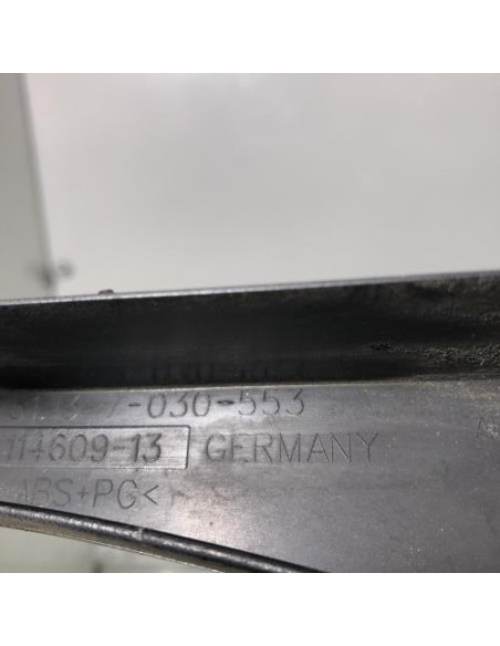 Enjoliveur moustache optique avant gauche BMW SERIE 3 E46 PHASE 2 Diesel
