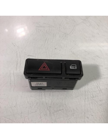 Bouton de warning BMW SERIE 3 E46 PHASE 2 Diesel