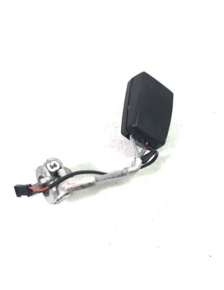 Attache ceinture arriere gauche BMW SERIE 5 F10 PHASE 1 Diesel