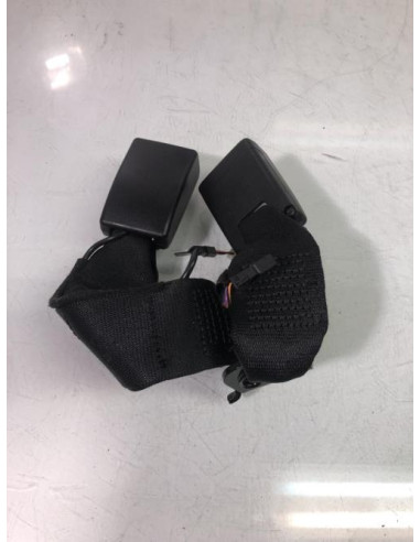 Attache ceinture arriere droit BMW SERIE 1 F20 PHASE 1 Diesel