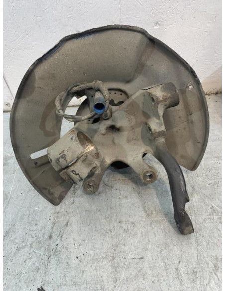 Fusee avant gauche BMW SERIE 7 E38 Diesel