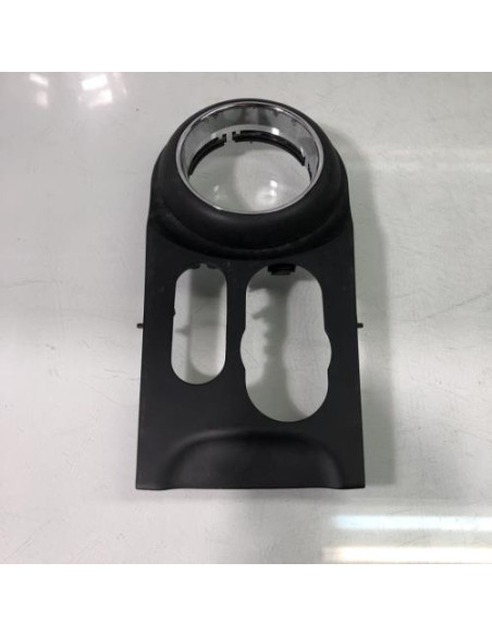 Console central (interieur plastique) MINI MINI 3 F54 CLUBMAN PHASE 1 BREAK Essence