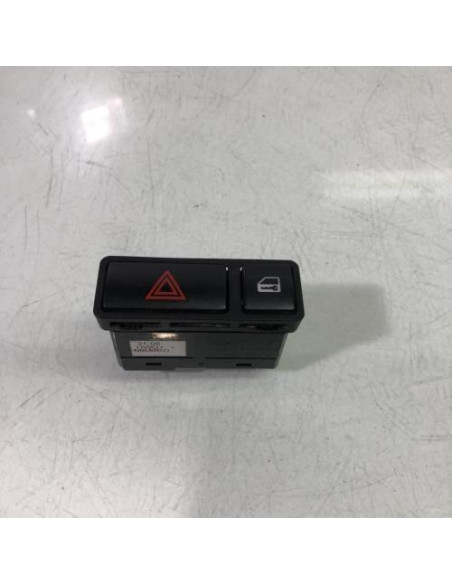 Bouton de warning BMW Z4 E85 ROADSTER PHASE 2 CABRIOLET Essence