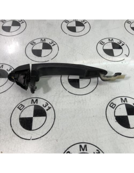 Poignee porte arriere droit BMW SERIE 1 E87 PHASE 1 Diesel