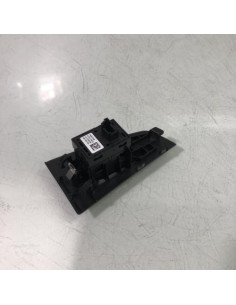 Interrupteur de leve vitre arriere gauche BMW SERIE 1 F40 Diesel 2