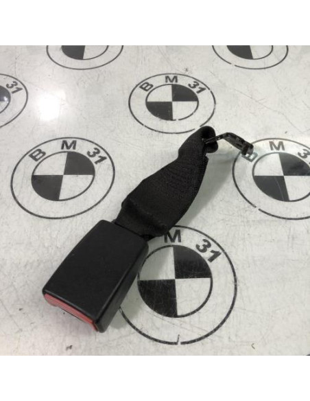 Attache ceinture arriere centrale BMW SERIE 5 E60 PHASE 1 Diesel