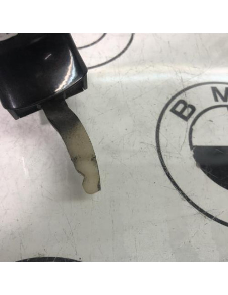 Support poignee porte avant droite BMW X3 E83 PHASE 2 Diesel