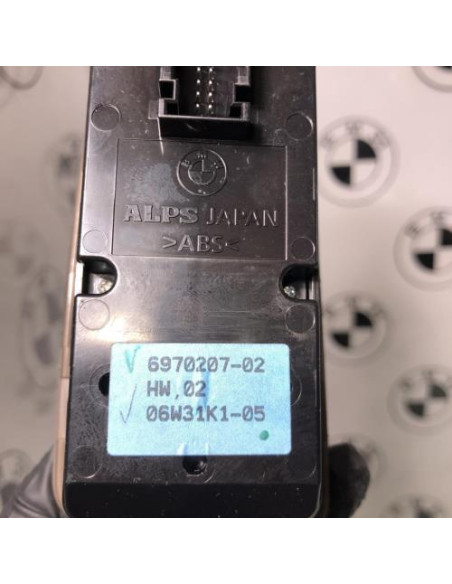 Interrupteur de leve vitre avant gauche BMW SERIE 1 E87 PHASE 1 