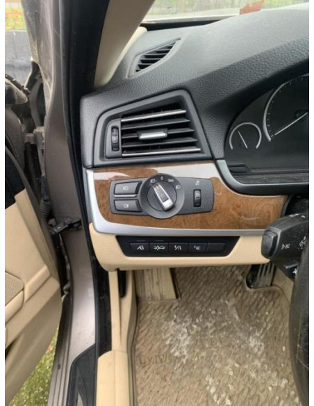Support poignee porte arriere droite BMW SERIE 5 F11 TOURING PHASE 1 BREAK Diesel