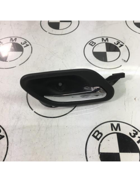 Poignee interieur arriere droit BMW SERIE 5 E39 TOURING PHASE 1 BREAK 