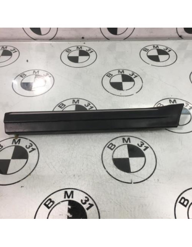 Baguette d'aile arrière droite BMW SERIE 7 E32 Essence
