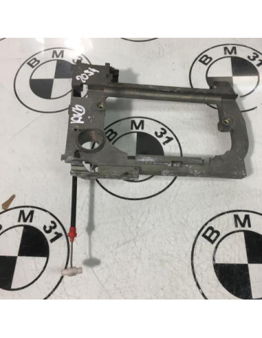 Support poignee porte avant droite BMW SERIE 5 E39 PHASE 1 Diesel