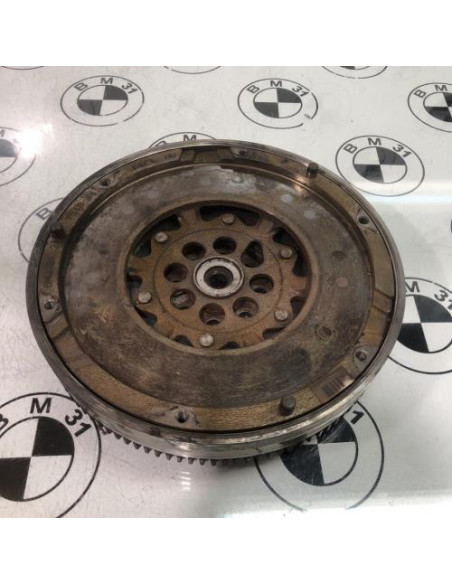 Volant moteur BMW SERIE 1 E87 PHASE 1 Diesel