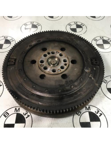 Volant moteur BMW SERIE 1 E82 COUPE Diesel