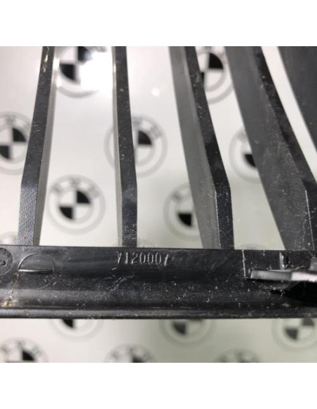 Grille de calandre gauche BMW SERIE 3 E91 TOURING PHASE 1 BREAK Diesel