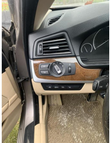 Attache ceinture arriere gauche BMW SERIE 5 F11 TOURING PHASE 1 BREAK Diesel