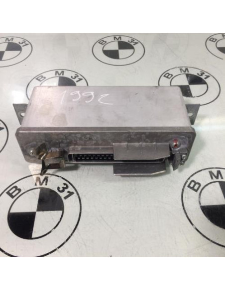 Calculateur BMW SERIE 7 E32 
