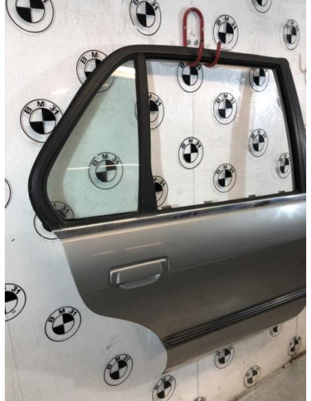 Porte arriere droit BMW SERIE 3 E30 