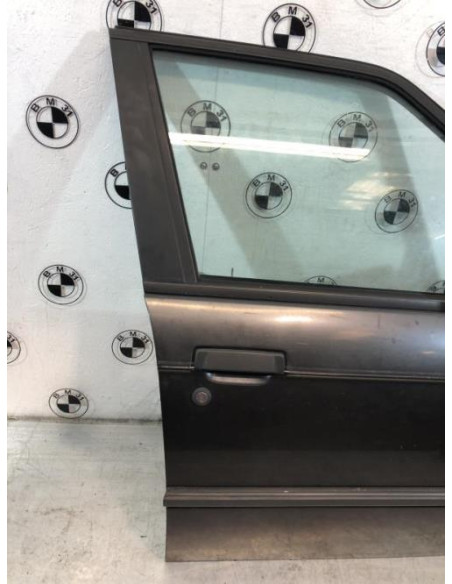 Vitre avant droit BMW SERIE 3 E30 Essence