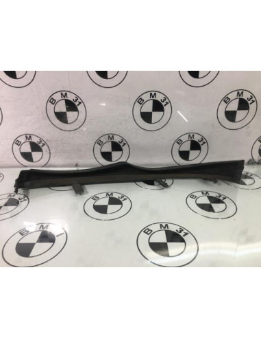 Enjoliveur moustache optique avant droit BMW SERIE 3 E46 TOURING PHASE 1 BREAK 