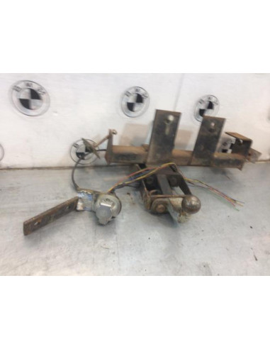 Attelage (boule de remorquage) BMW SERIE 7 E32 