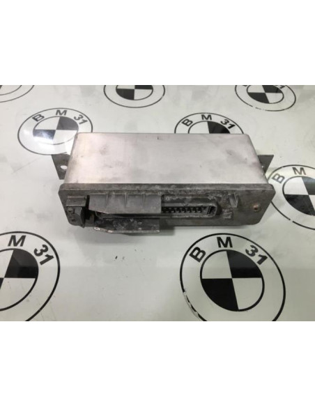 Calculateur BMW SERIE 7 E32 