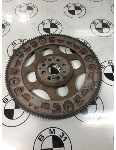 Volant moteur BMW SERIE 1 F21 PHASE 1 Diesel