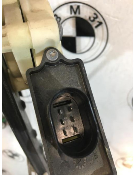 Leve vitre electrique avant droit BMW X3 E83 PHASE 2 Diesel