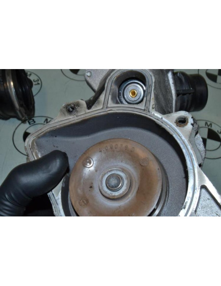 Pompe à eau BMW SERIE 3 E46 PHASE 1 