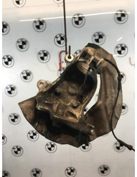 Fusee avant gauche BMW SERIE 7 E65 PHASE 1 