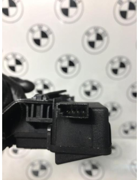 Serrure de coffre BMW SERIE 3 E46 PHASE 1 Diesel