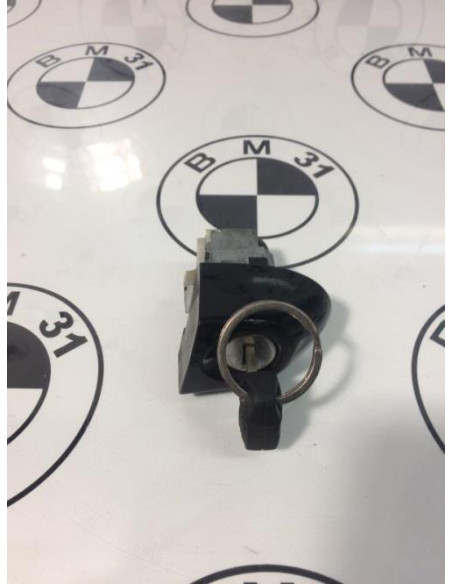 Barillet porte avant gauche BMW SERIE 1 E81 Essence