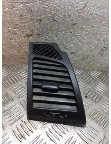 Aerateur tableau de bord avant droit BMW SERIE 1 E81 Diesel
