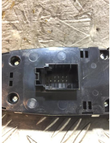 Interrupteur de leve vitre avant gauche BMW SERIE 1 F20 PHASE 1 